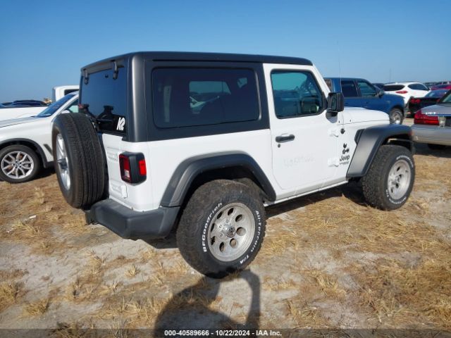 Photo 3 VIN: 1C4GJXAG8KW645947 - JEEP WRANGLER 