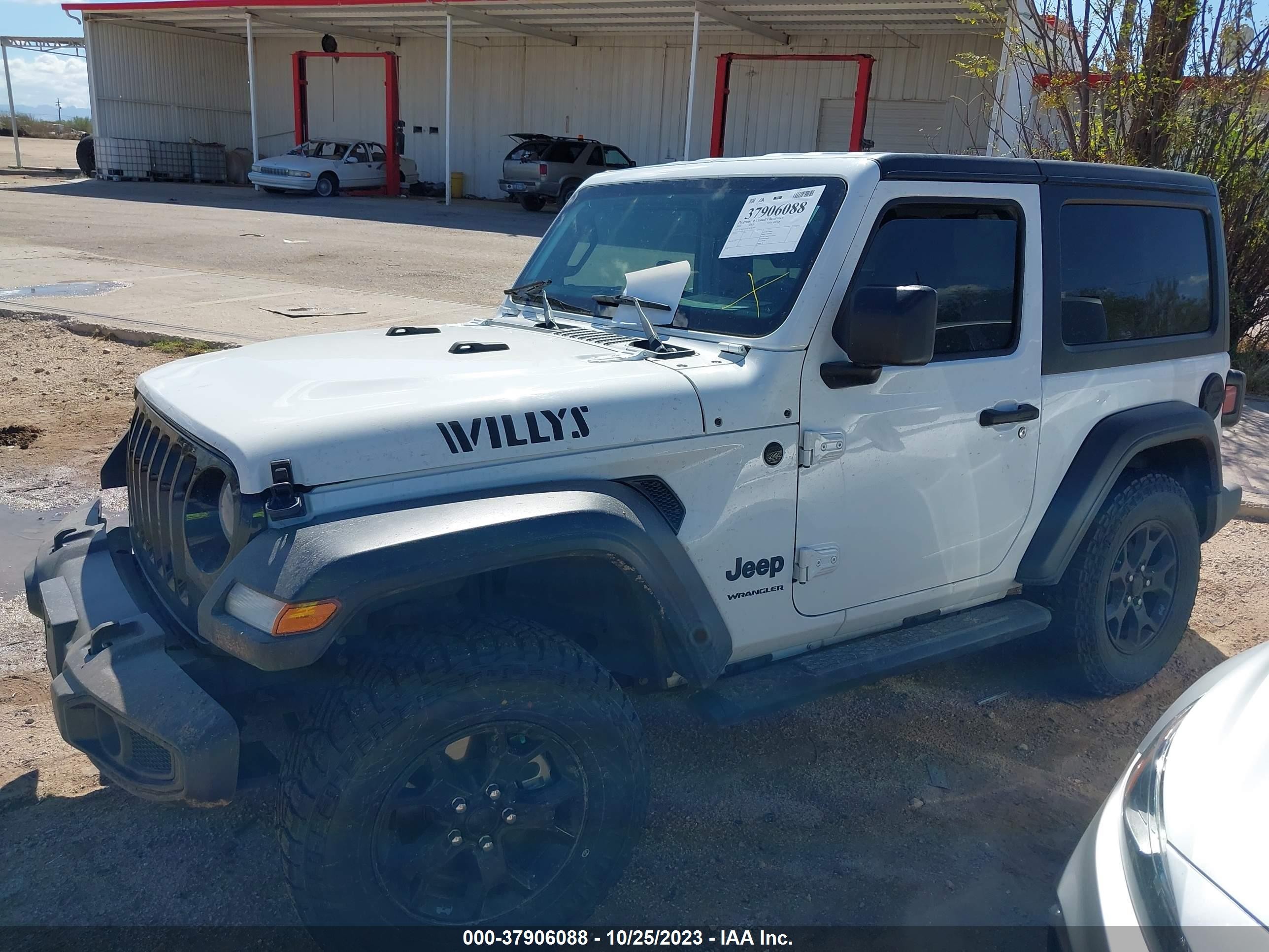 Photo 13 VIN: 1C4GJXAGXLW267034 - JEEP WRANGLER 