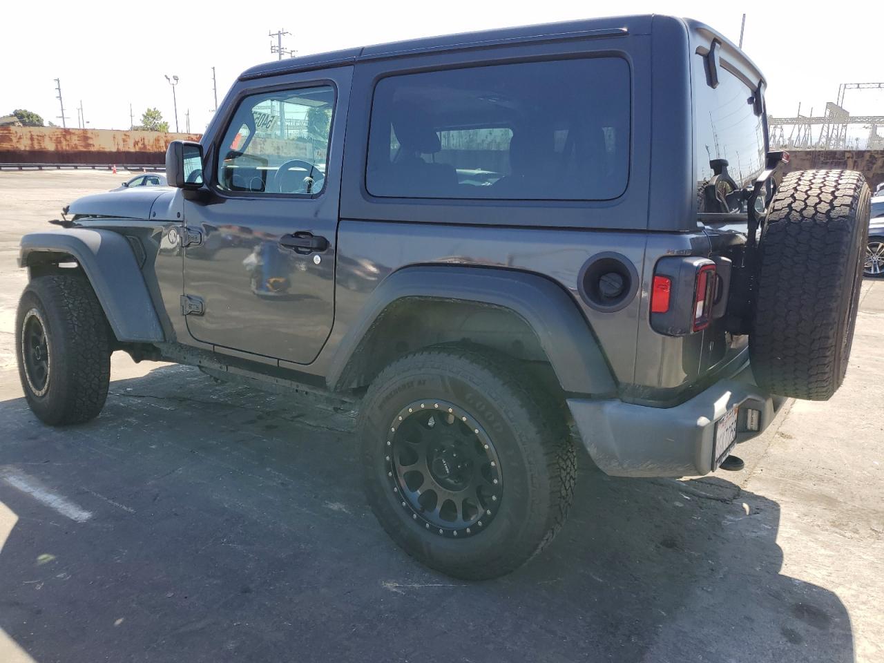 Photo 1 VIN: 1C4GJXAN2JW319266 - JEEP WRANGLER 