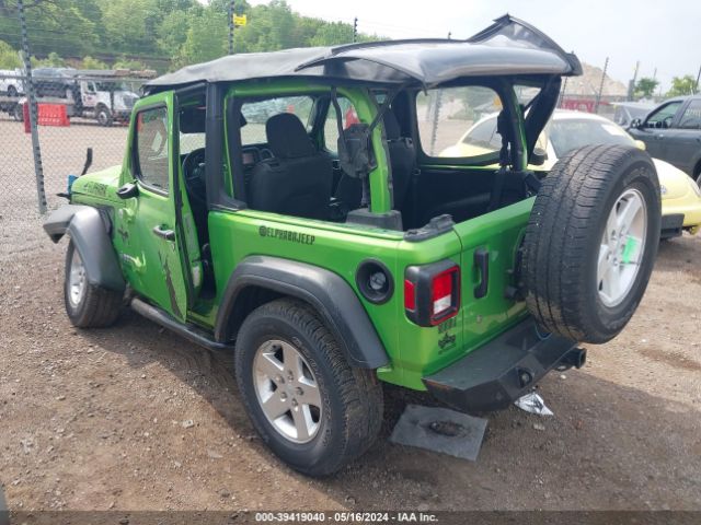 Photo 2 VIN: 1C4GJXAN3JW284026 - JEEP WRANGLER 