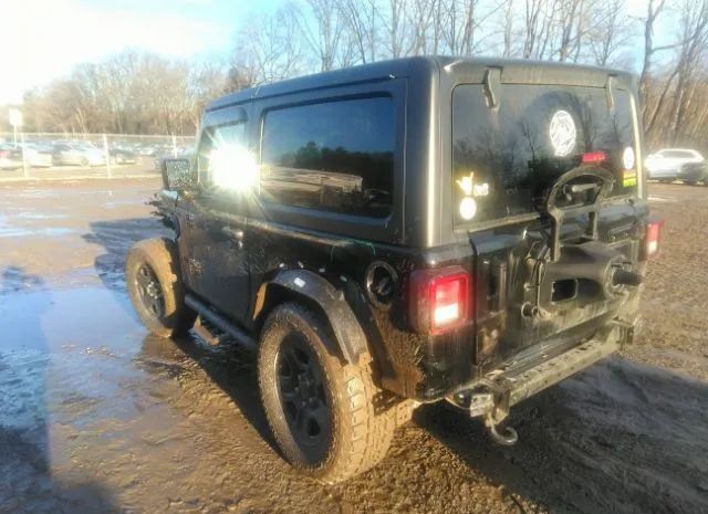 Photo 2 VIN: 1C4GJXAN5NW243449 - JEEP WRANGLER 