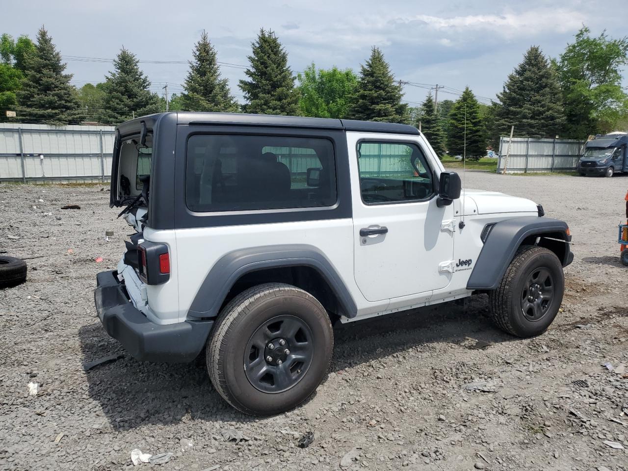 Photo 2 VIN: 1C4GJXAN6PW640798 - JEEP WRANGLER 