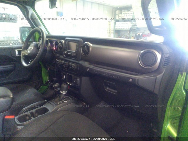 Photo 4 VIN: 1C4GJXAN7KW532201 - JEEP WRANGLER 