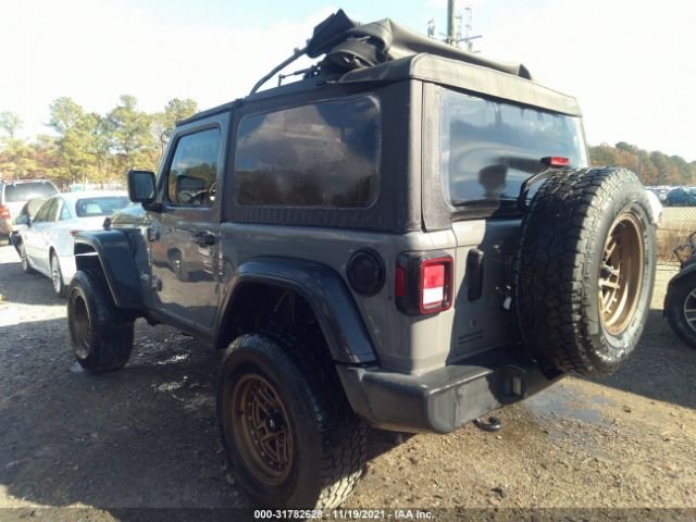 Photo 2 VIN: 1C4GJXAN8JW221570 - JEEP WRANGLER 