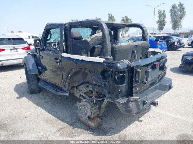 Photo 2 VIN: 1C4GJXAN8JW229376 - JEEP WRANGLER 