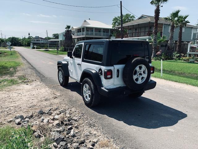 Photo 2 VIN: 1C4GJXAN8MW640636 - JEEP WRANGLER 