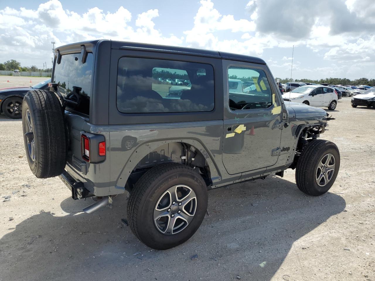 Photo 2 VIN: 1C4GJXAN9PW679689 - JEEP WRANGLER 