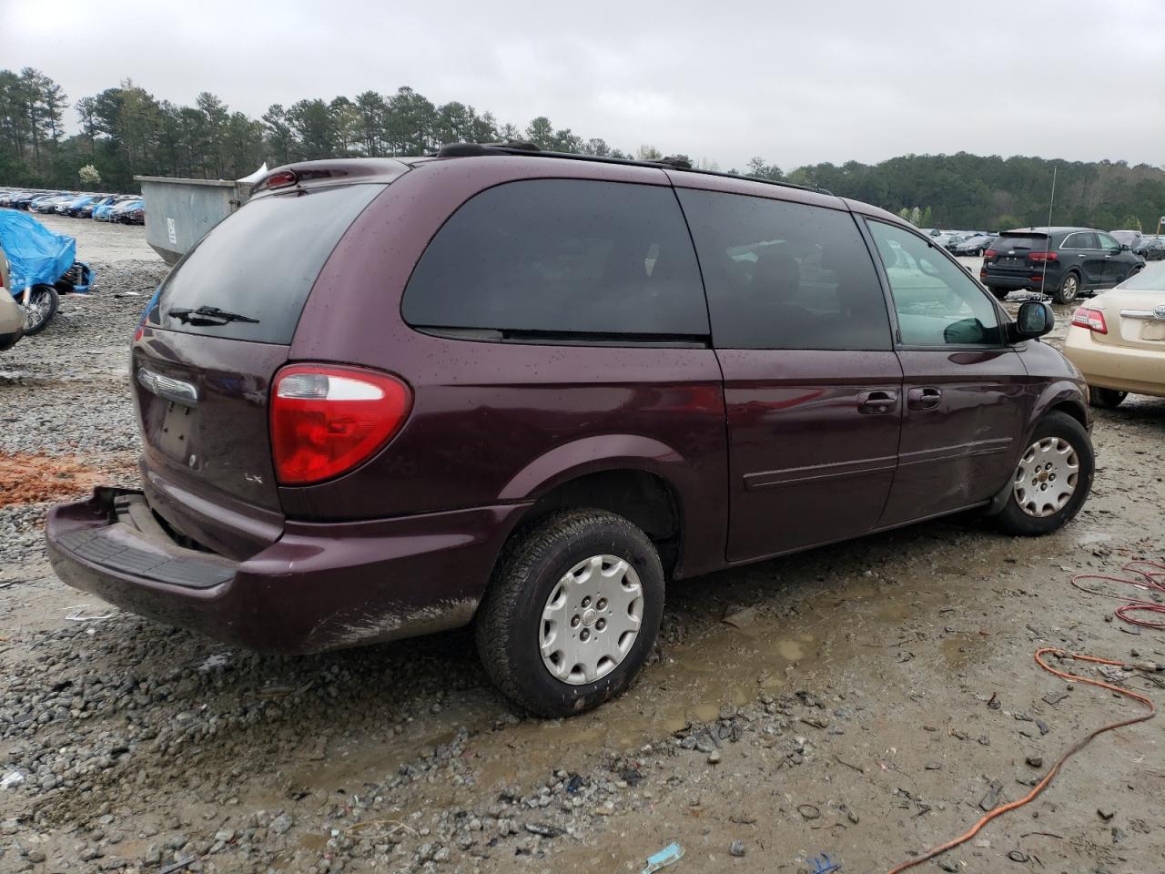 Photo 2 VIN: 1C4GP44RX4B514149 - CHRYSLER TOWN & COUNTRY 