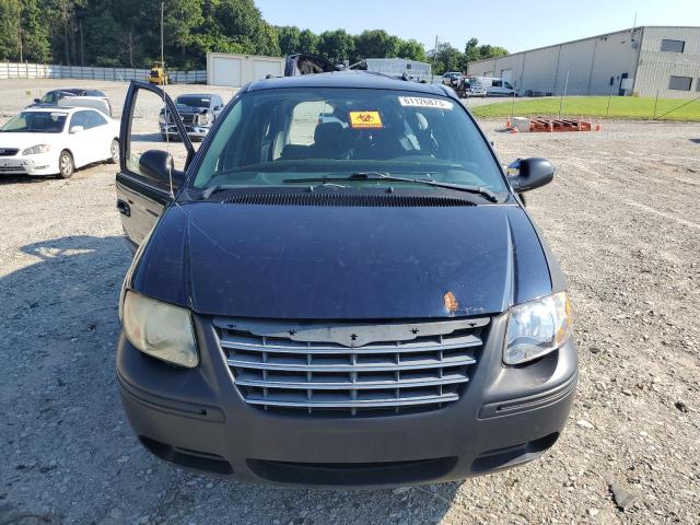 Photo 4 VIN: 1C4GP45R45B165456 - CHRYSLER MINIVAN 