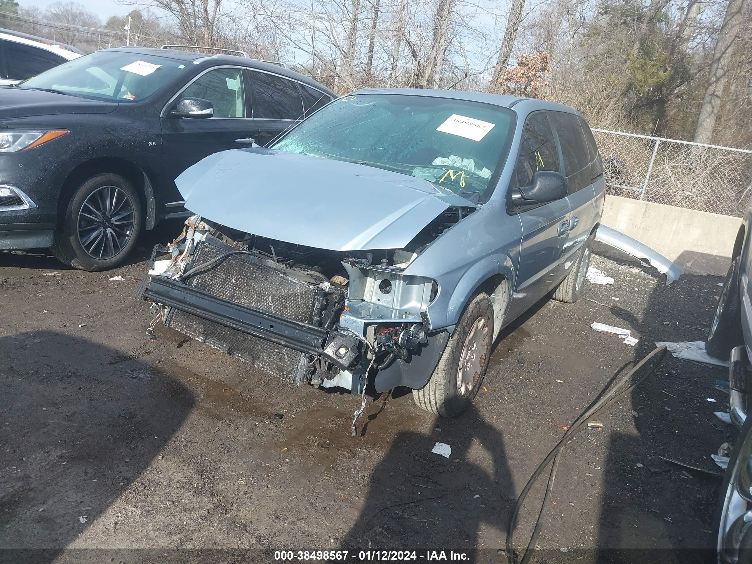 Photo 1 VIN: 1C4GP45R84B567253 - CHRYSLER TOWN & COUNTRY 