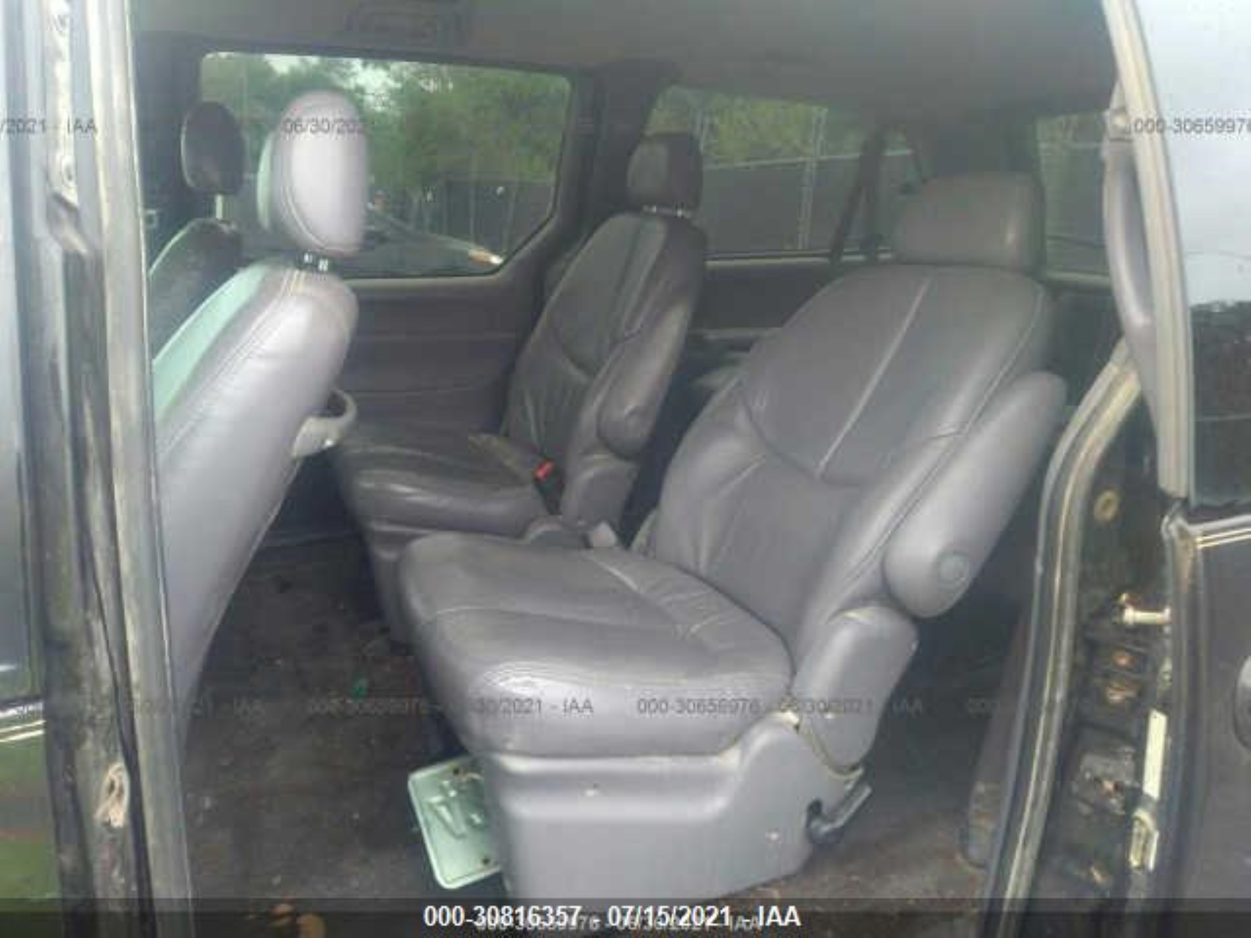 Photo 7 VIN: 1C4GP54LXXB626049 - CHRYSLER TOWN & COUNTRY 