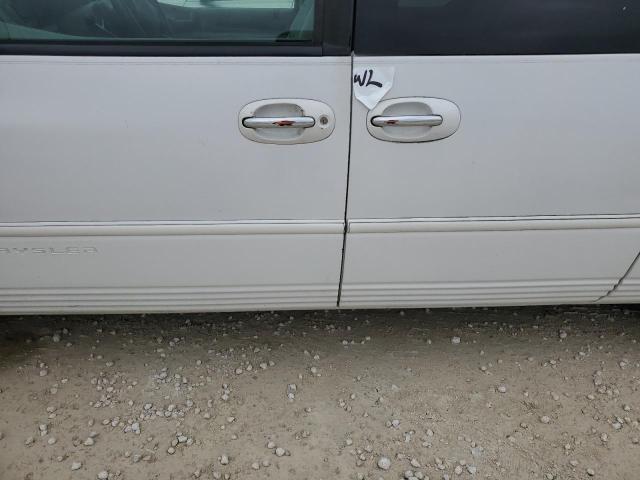 Photo 12 VIN: 1C4GP64L2XB779000 - CHRYSLER TOWN & COU 