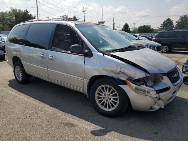 Photo 3 VIN: 1C4GP64L2YB658162 - CHRYSLER MINIVAN 