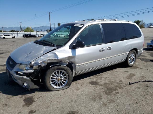 Photo 0 VIN: 1C4GP64L3YB605213 - CHRYSLER MINIVAN 