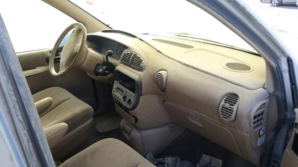 Photo 21 VIN: 1C4GY45R4YU540834 - CHRYSLER GRAND VOYAGER 