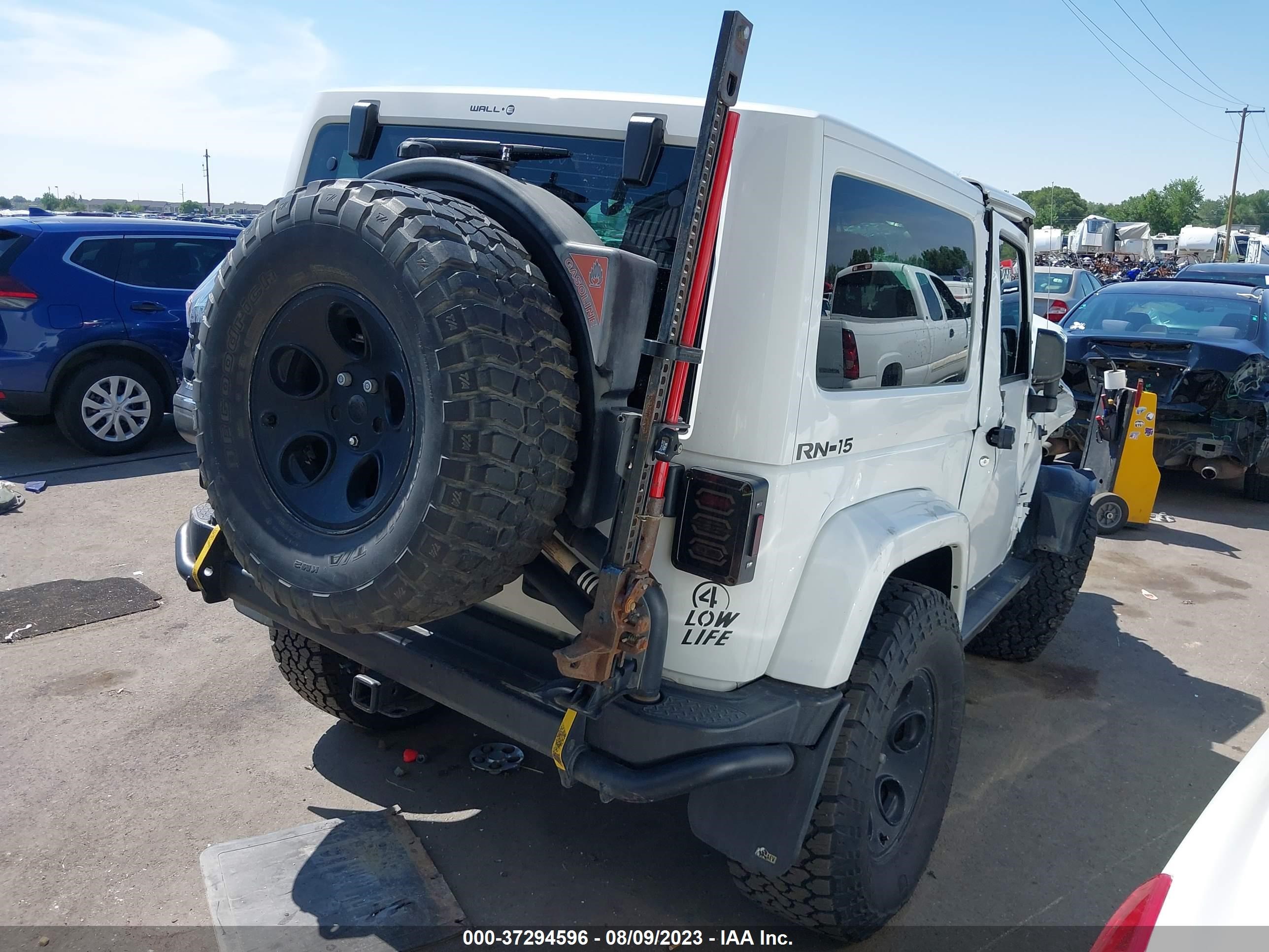 Photo 3 VIN: 1C4HJWCG0FL559132 - JEEP WRANGLER 