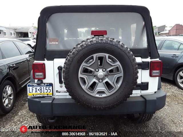 Photo 5 VIN: 1C4HJWCG1GL236094 - JEEP WRANGLER 