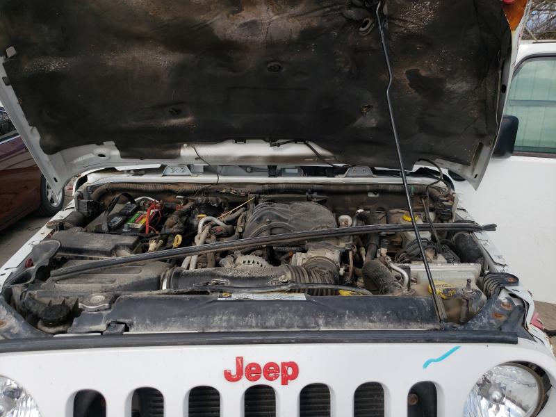 Photo 6 VIN: 1C4HJWCG7CL161718 - JEEP WRANGLER R 