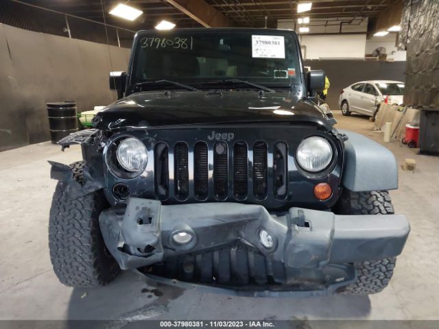 Photo 5 VIN: 1C4HJWDG0CL214872 - JEEP WRANGLER UNLIMITED 