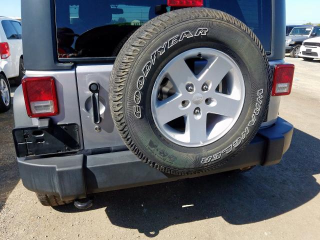 Photo 8 VIN: 1C4HJWDG0JL930037 - JEEP WRANGLER U 