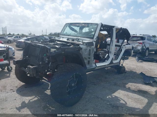 Photo 1 VIN: 1C4HJWDG0JL930443 - JEEP WRANGLER JK 