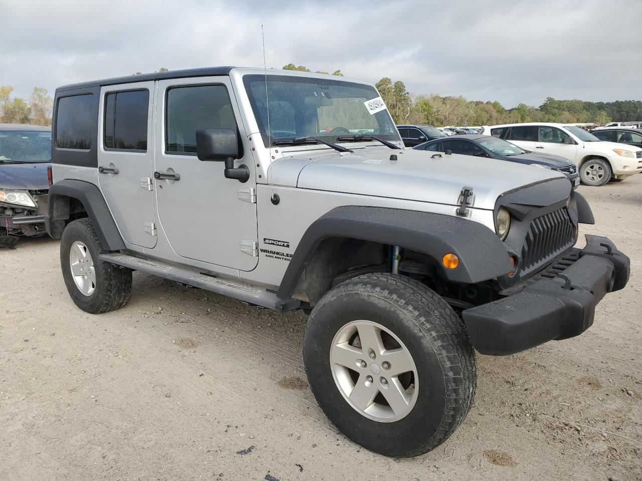 Photo 3 VIN: 1C4HJWDG1CL141494 - JEEP WRANGLER 