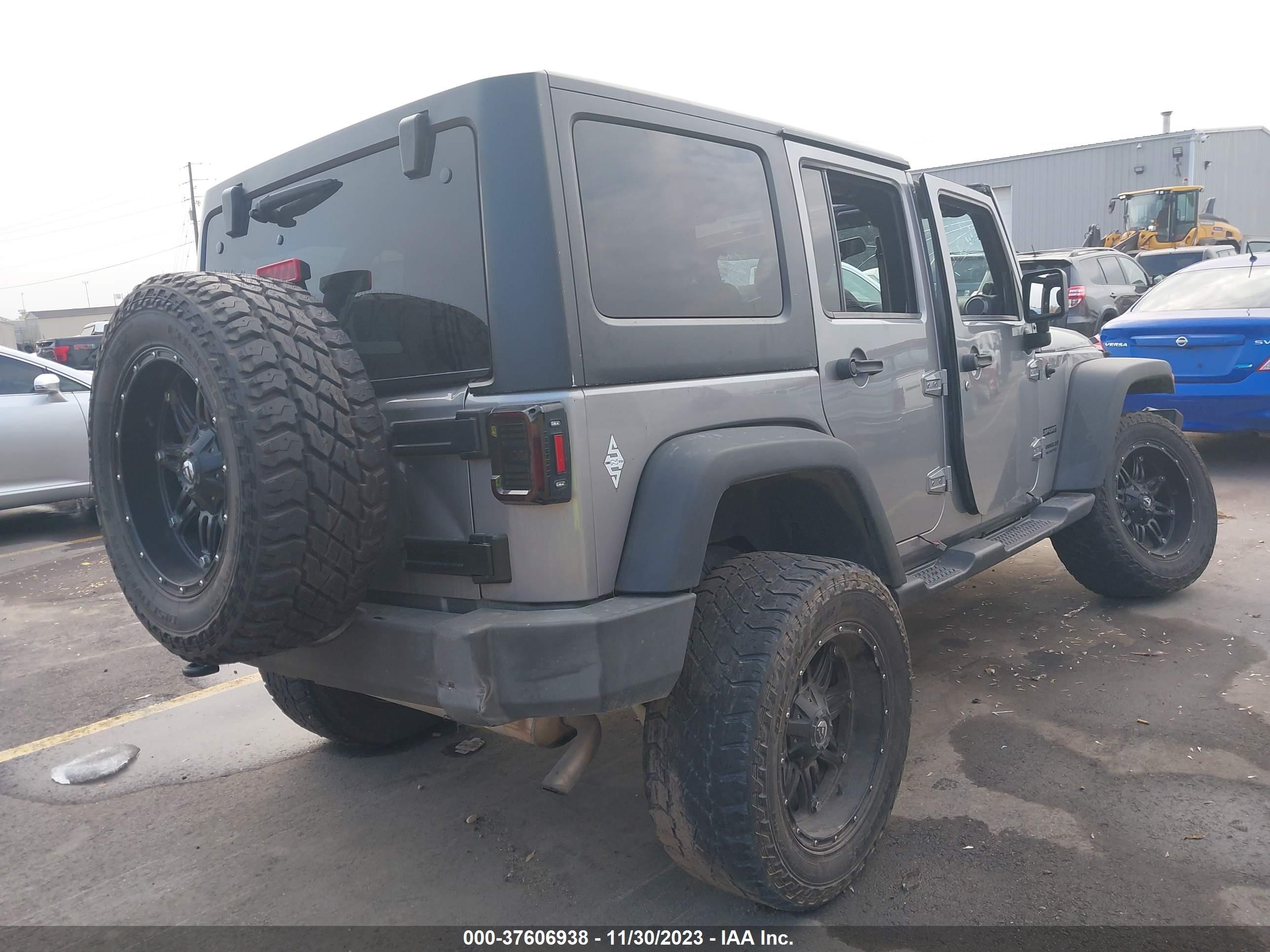 Photo 3 VIN: 1C4HJWDG1EL244868 - JEEP WRANGLER 