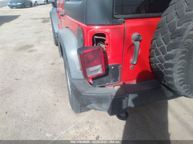 Photo 5 VIN: 1C4HJWDG1EL288059 - JEEP WRANGLER UNLIMITED 