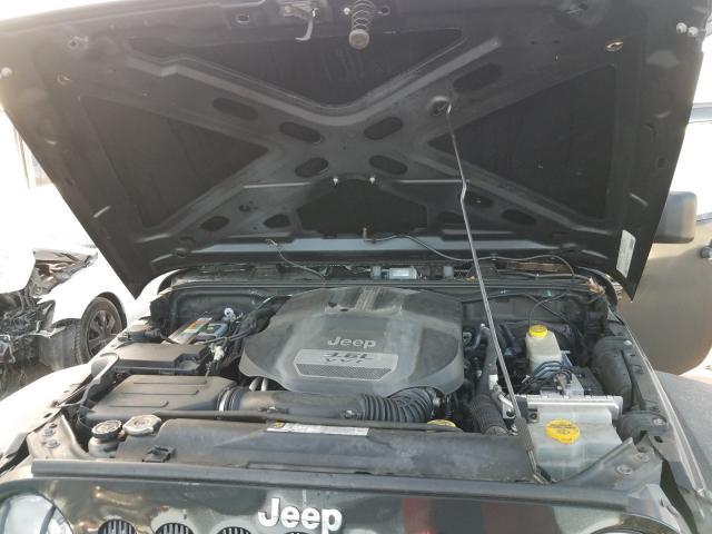 Photo 6 VIN: 1C4HJWDG2CL129757 - JEEP WRANGLER 