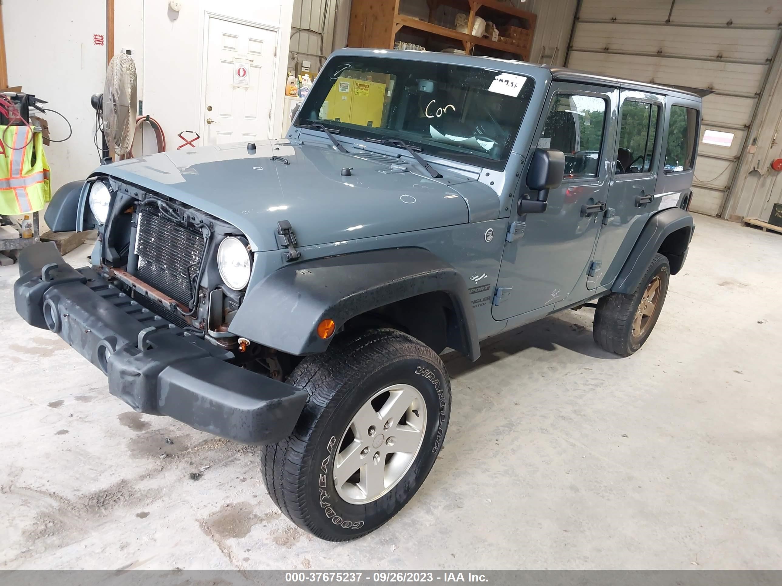 Photo 1 VIN: 1C4HJWDG2EL187516 - JEEP WRANGLER 