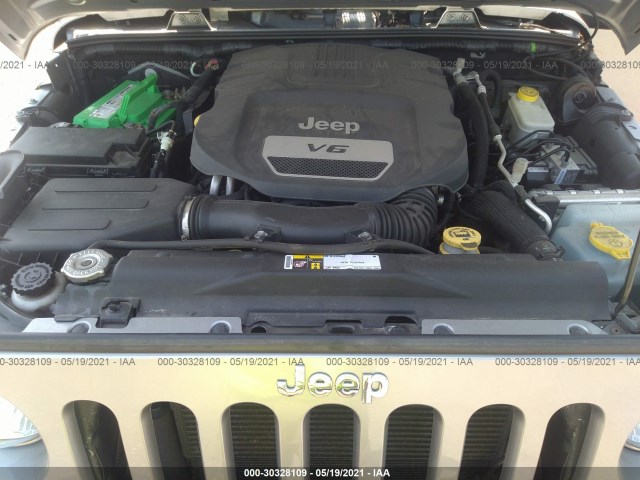 Photo 9 VIN: 1C4HJWDG2FL723401 - JEEP WRANGLER UNLIMITED 