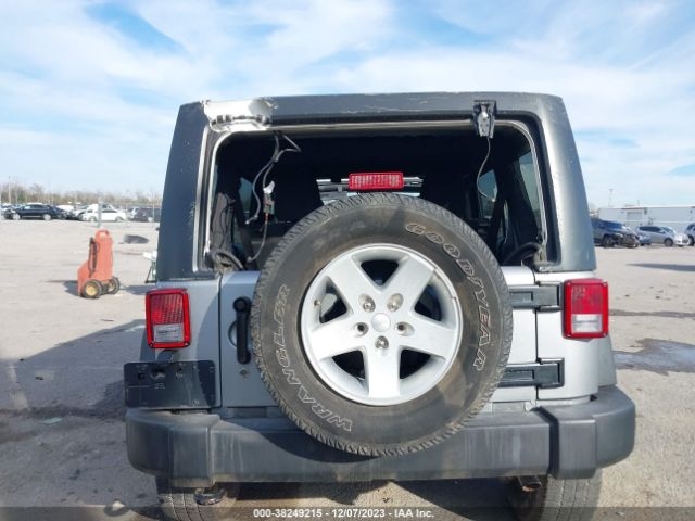 Photo 5 VIN: 1C4HJWDG2GL265604 - JEEP WRANGLER UNLIMITED 