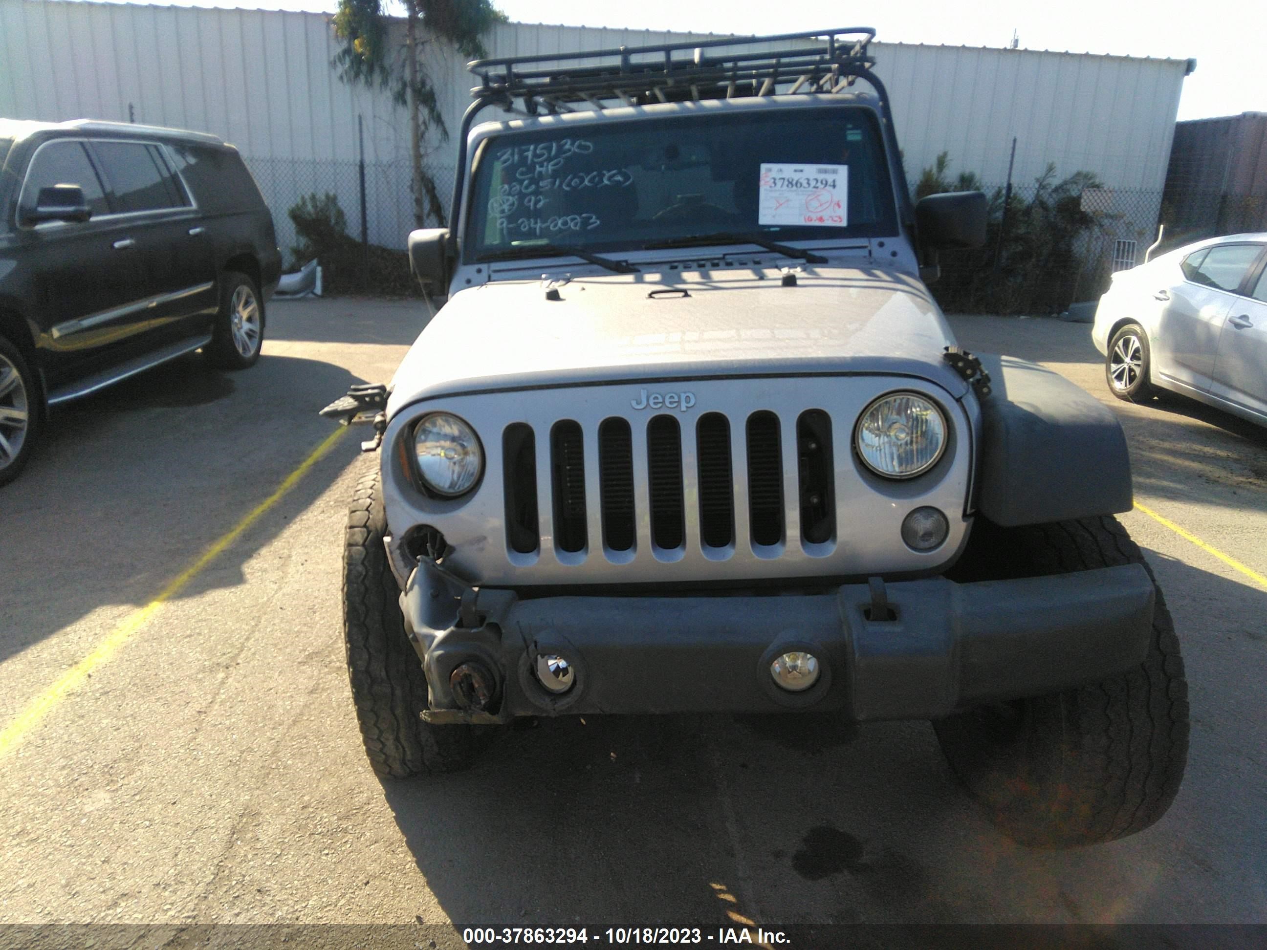 Photo 11 VIN: 1C4HJWDG3HL718632 - JEEP WRANGLER 