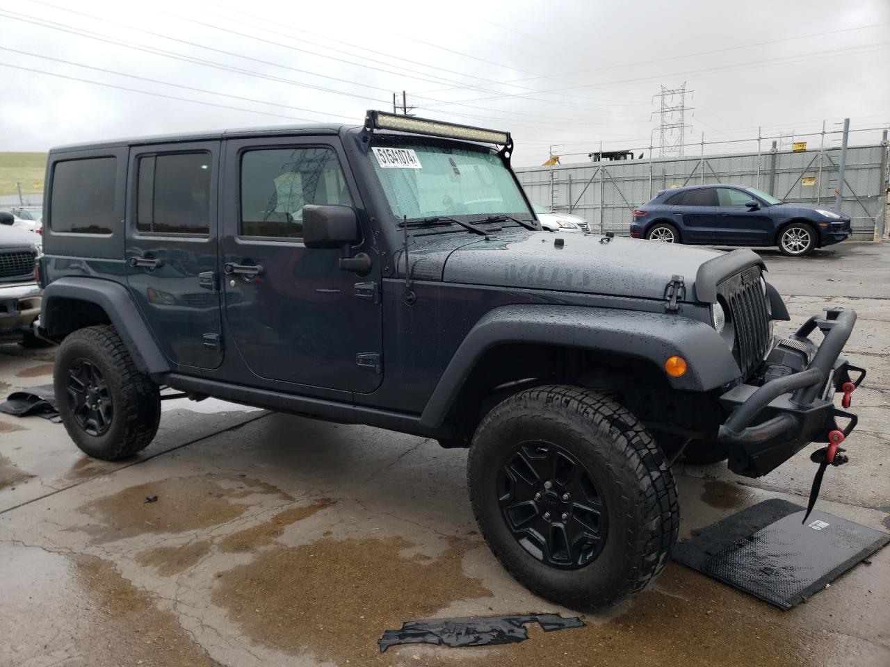 Photo 3 VIN: 1C4HJWDG3JL868472 - JEEP WRANGLER 