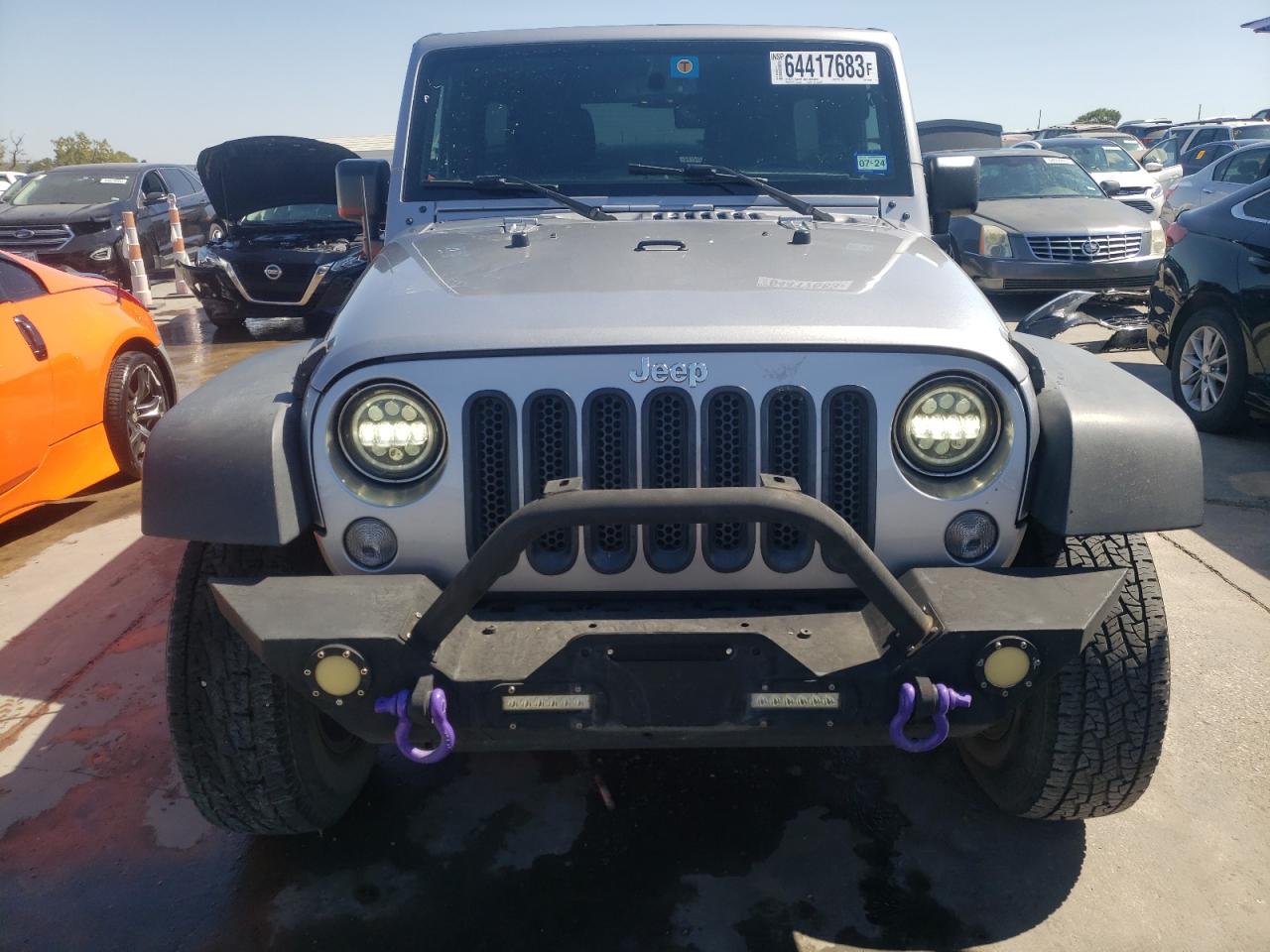 Photo 4 VIN: 1C4HJWDG3JL919839 - JEEP WRANGLER 