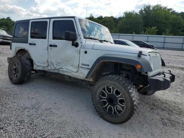 Photo 3 VIN: 1C4HJWDG3JL920540 - JEEP WRANGLER 