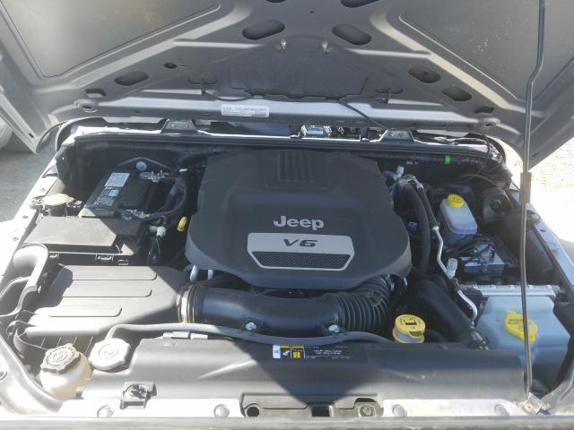 Photo 6 VIN: 1C4HJWDG3JL921882 - JEEP WRANGLER U 