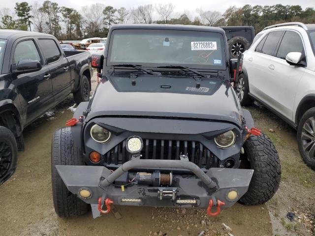 Photo 4 VIN: 1C4HJWDG4DL621529 - JEEP WRANGLER 