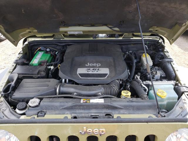 Photo 6 VIN: 1C4HJWDG5DL657777 - JEEP WRANGLER U 