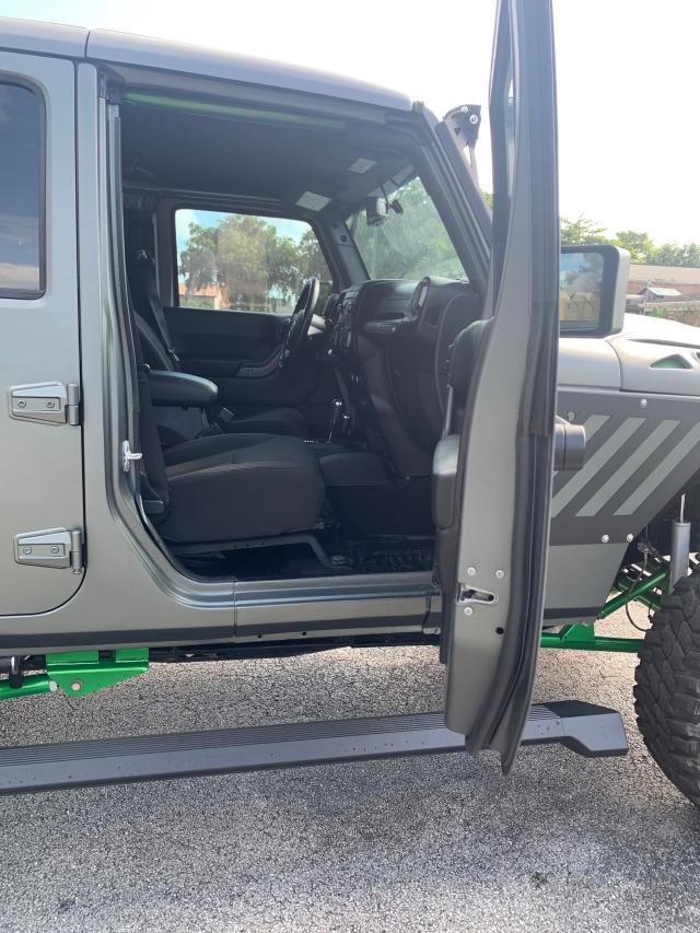 Photo 4 VIN: 1C4HJWDG6GL238180 - JEEP WRANGLER 