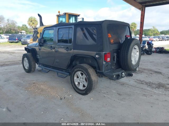 Photo 2 VIN: 1C4HJWDG6JL937929 - JEEP WRANGLER JK 