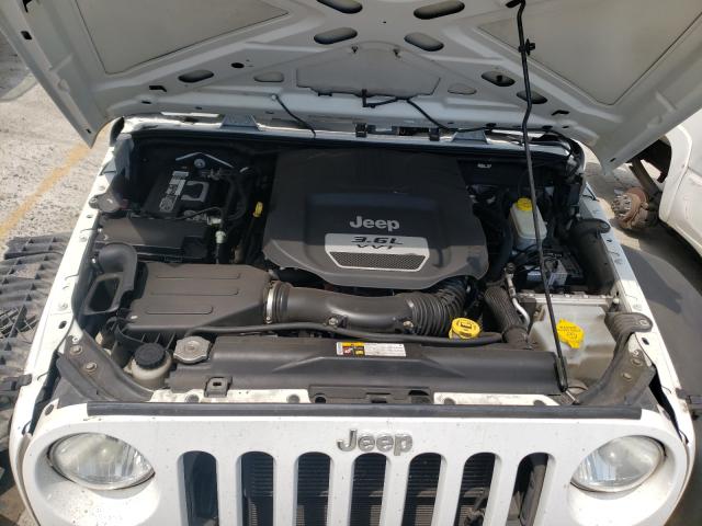 Photo 6 VIN: 1C4HJWDG7CL218675 - JEEP WRANGLER U 