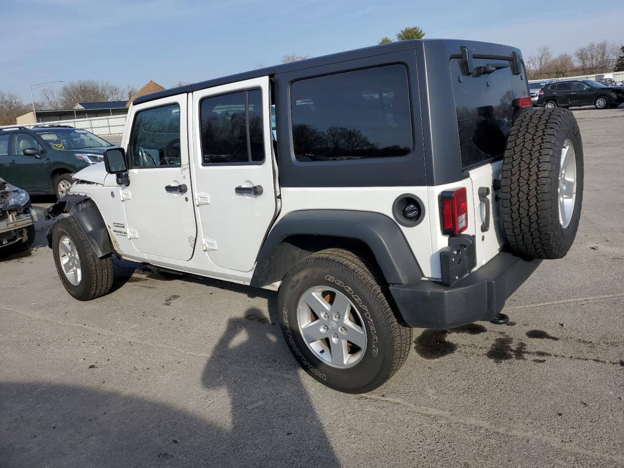 Photo 1 VIN: 1C4HJWDG7FL556873 - JEEP WRANGLER 