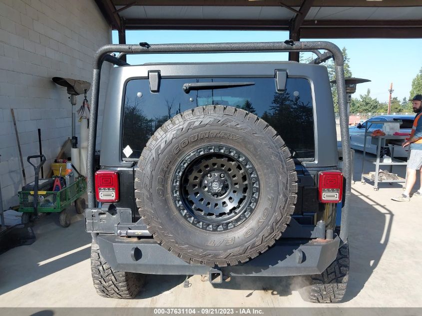 Photo 16 VIN: 1C4HJWDG7JL916104 - JEEP WRANGLER 