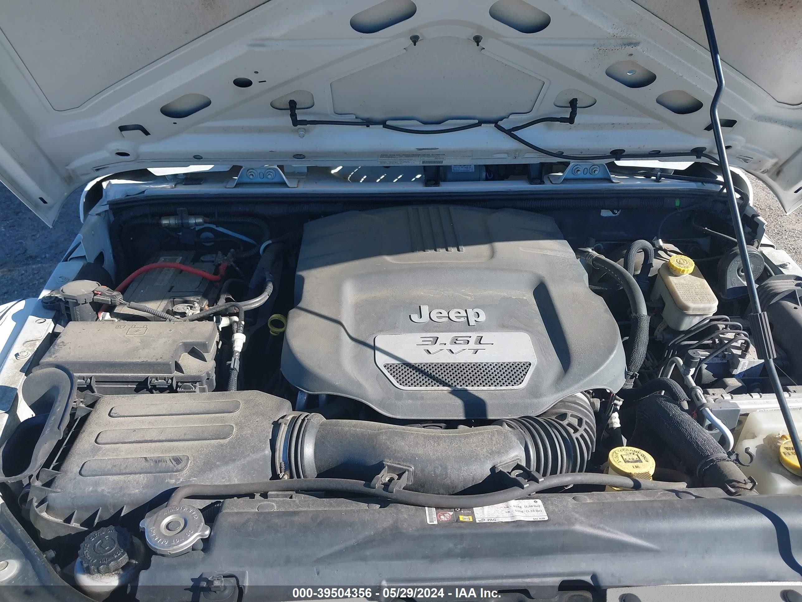 Photo 9 VIN: 1C4HJWDG8DL636227 - JEEP WRANGLER 