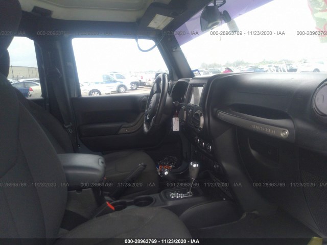 Photo 4 VIN: 1C4HJWDG8FL722267 - JEEP WRANGLER UNLIMITED 