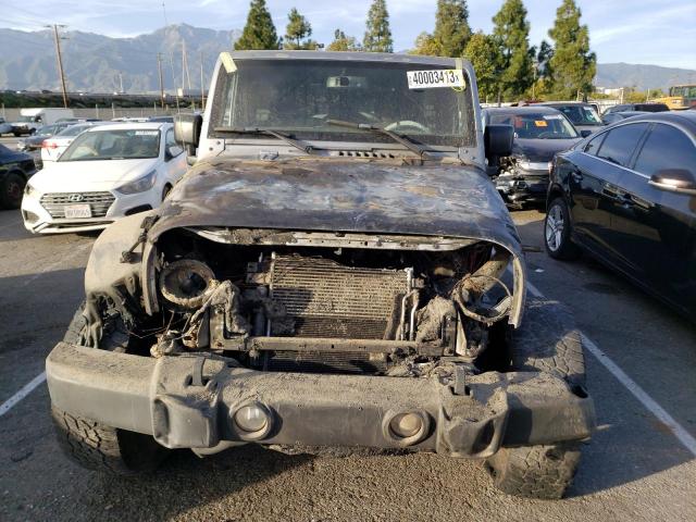 Photo 4 VIN: 1C4HJWDG8HL628988 - JEEP WRANGLER U 