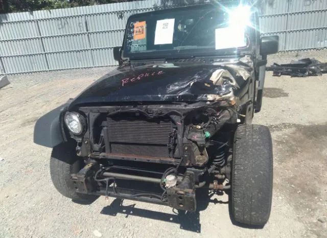 Photo 5 VIN: 1C4HJWDG8JL859136 - JEEP WRANGLER 