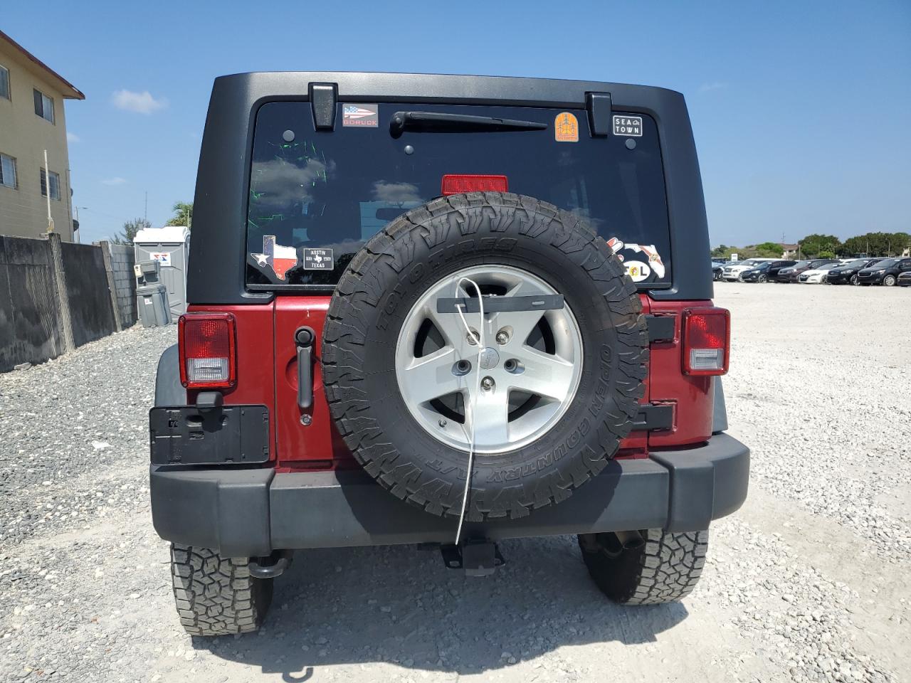 Photo 5 VIN: 1C4HJWDG9DL589533 - JEEP WRANGLER 