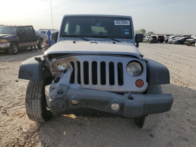 Photo 4 VIN: 1C4HJWDG9DL600871 - JEEP WRANGLER U 